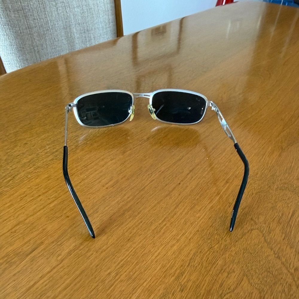 Ray-Ban sunglasses - Picture 4 of 7